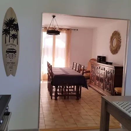 Maison Renovee 3 Avec Terrasse Et Parking A - Fr-1-494-202 Royan