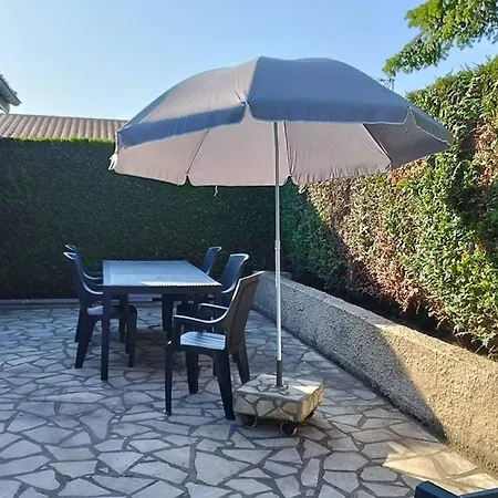 Maison Renovee 3 Avec Terrasse Et Parking A - Fr-1-494-202 Royan